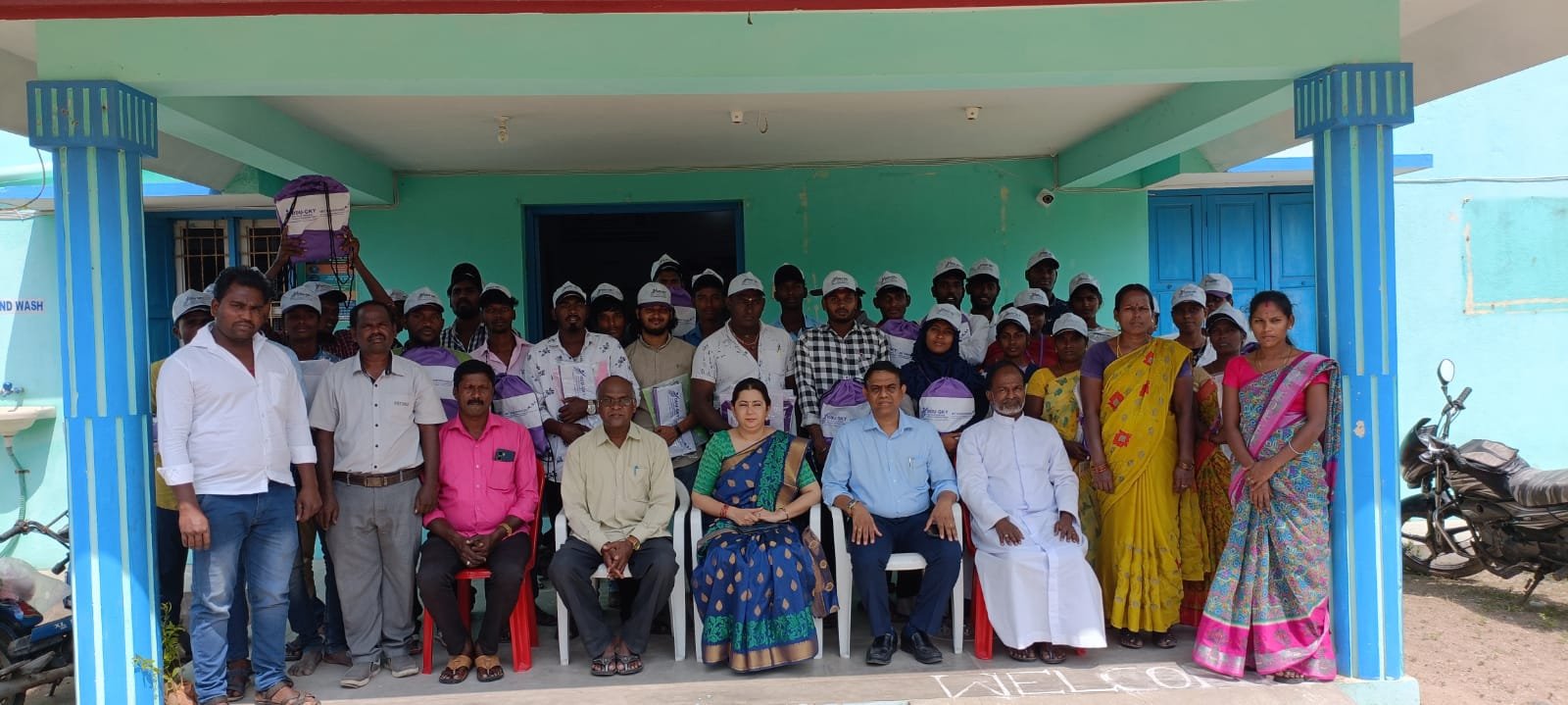 Group photo DDU-GKY training organised for MESDS, Villupuram
