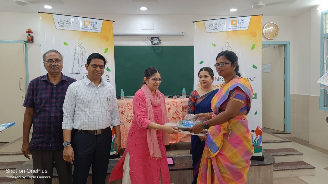 REC CSR Initative coordination to distribute Sanitation Kits to Special Children @Royapuram (4)