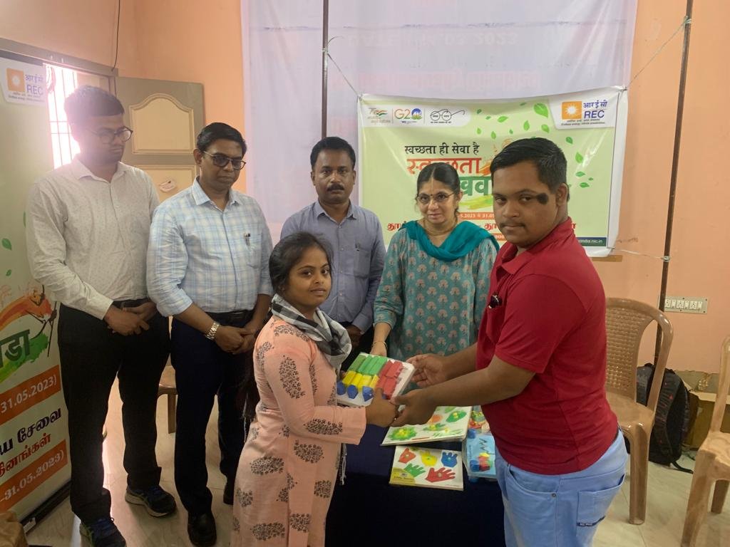 REC CSR initative coordination to distribute Education Kits to Special Challenged @ Tiruvattiyur (5)